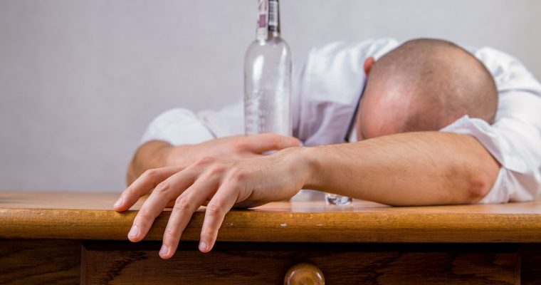 Noticing the Hidden Signs: 6 Ways to Identify an Alcoholic