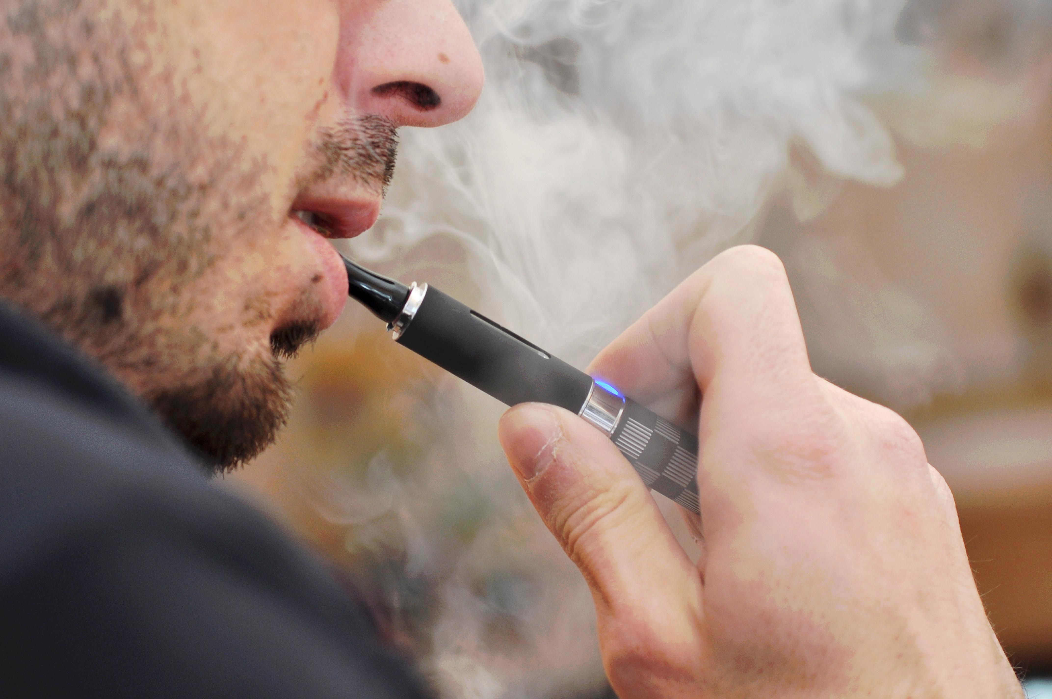 How Shisha Pens Are Used To Improve Smokers Health