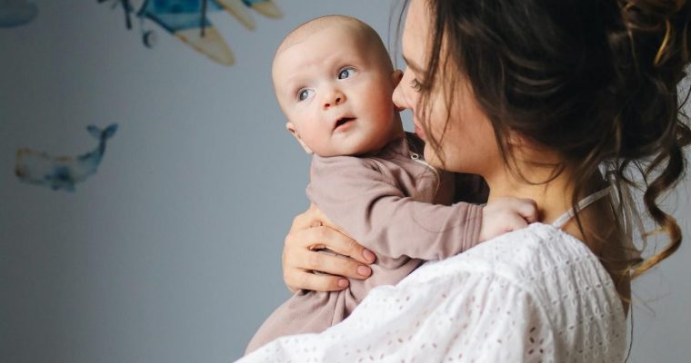 Breastfeeding Benefits and Tips For New Mommies