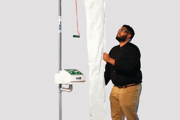 Do You Need a Safety Shower System at Your Workplace? 